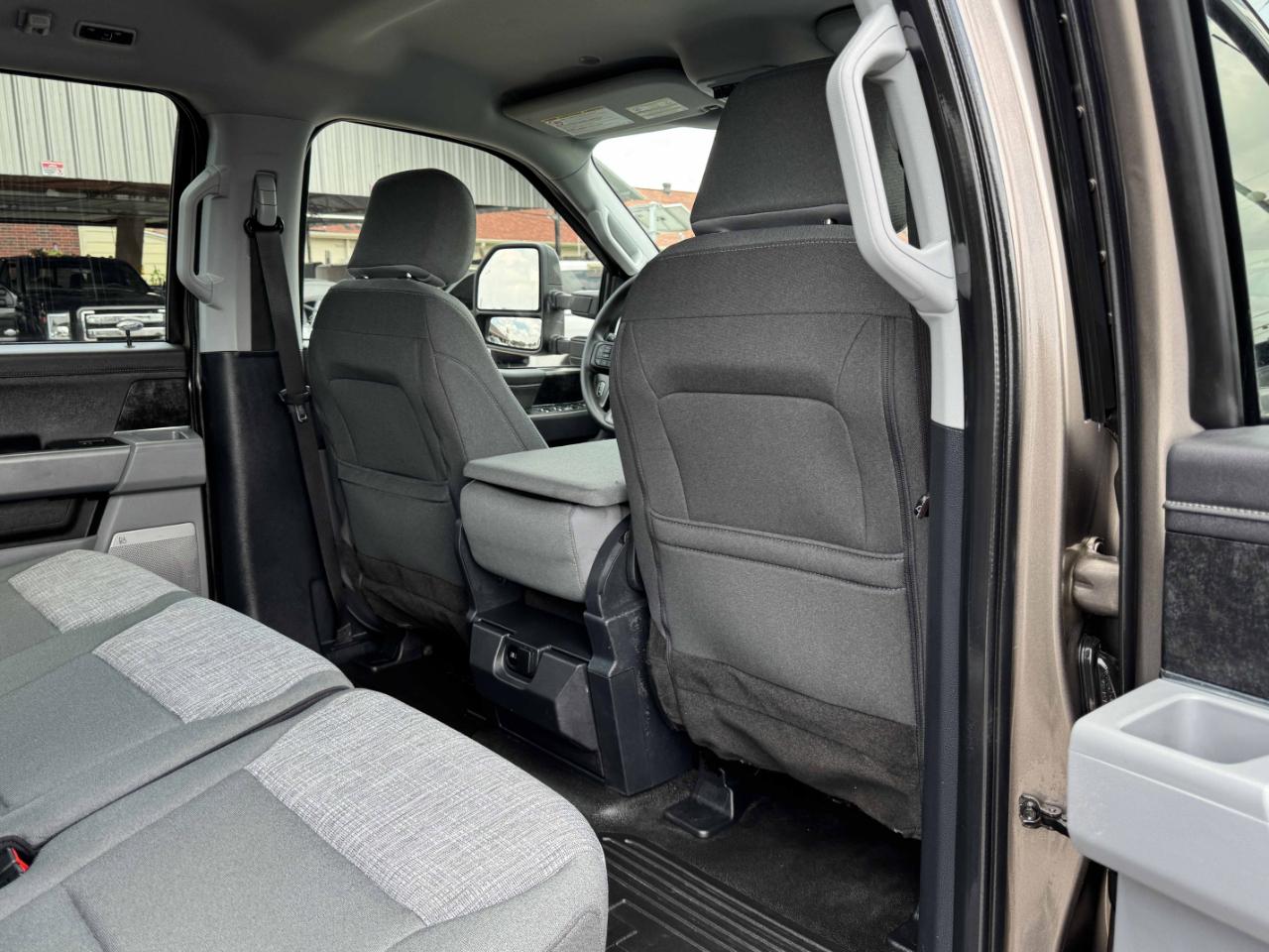 Ford Super Duty F-350 SRW  2023