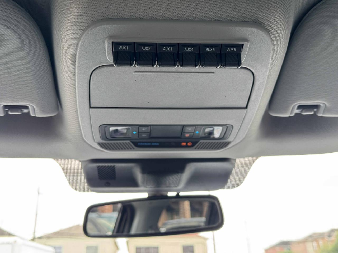 Ford Super Duty F-350 SRW  2023