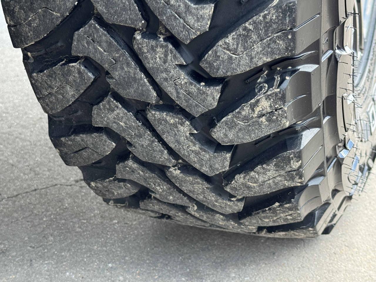 Ford Super Duty F-350 SRW  2023