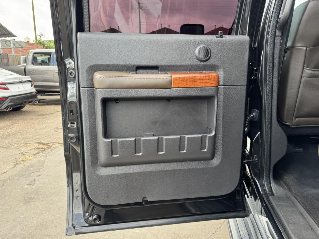 Ford Super Duty F-350 DRW  2015