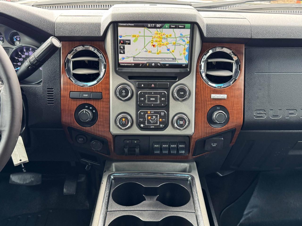 Ford Super Duty F-350 DRW  2015