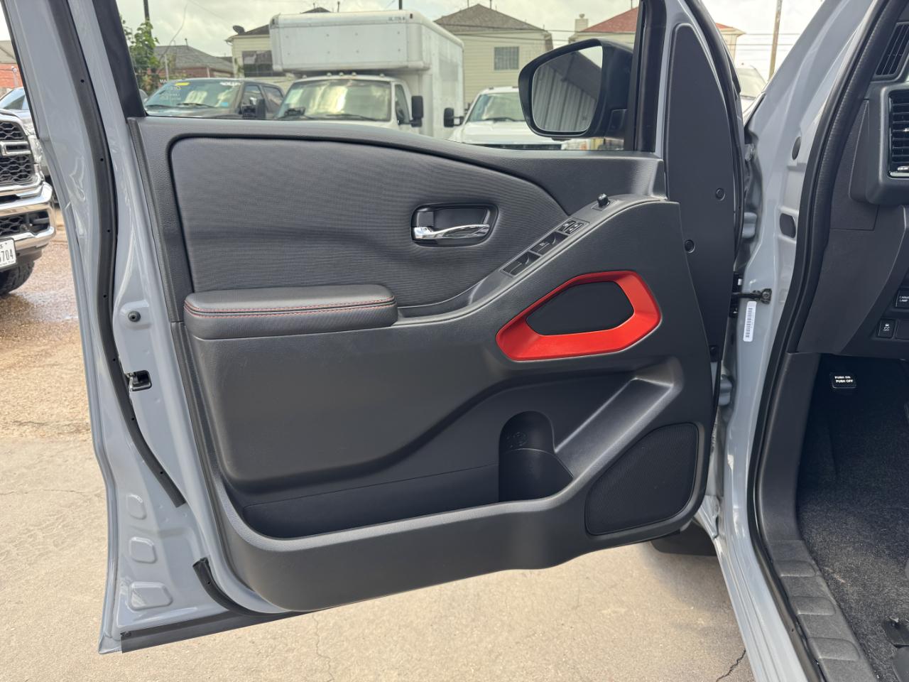 Nissan Frontier  2023