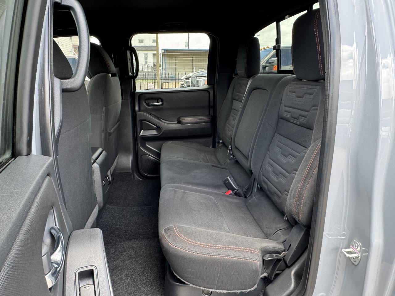Nissan Frontier  2023
