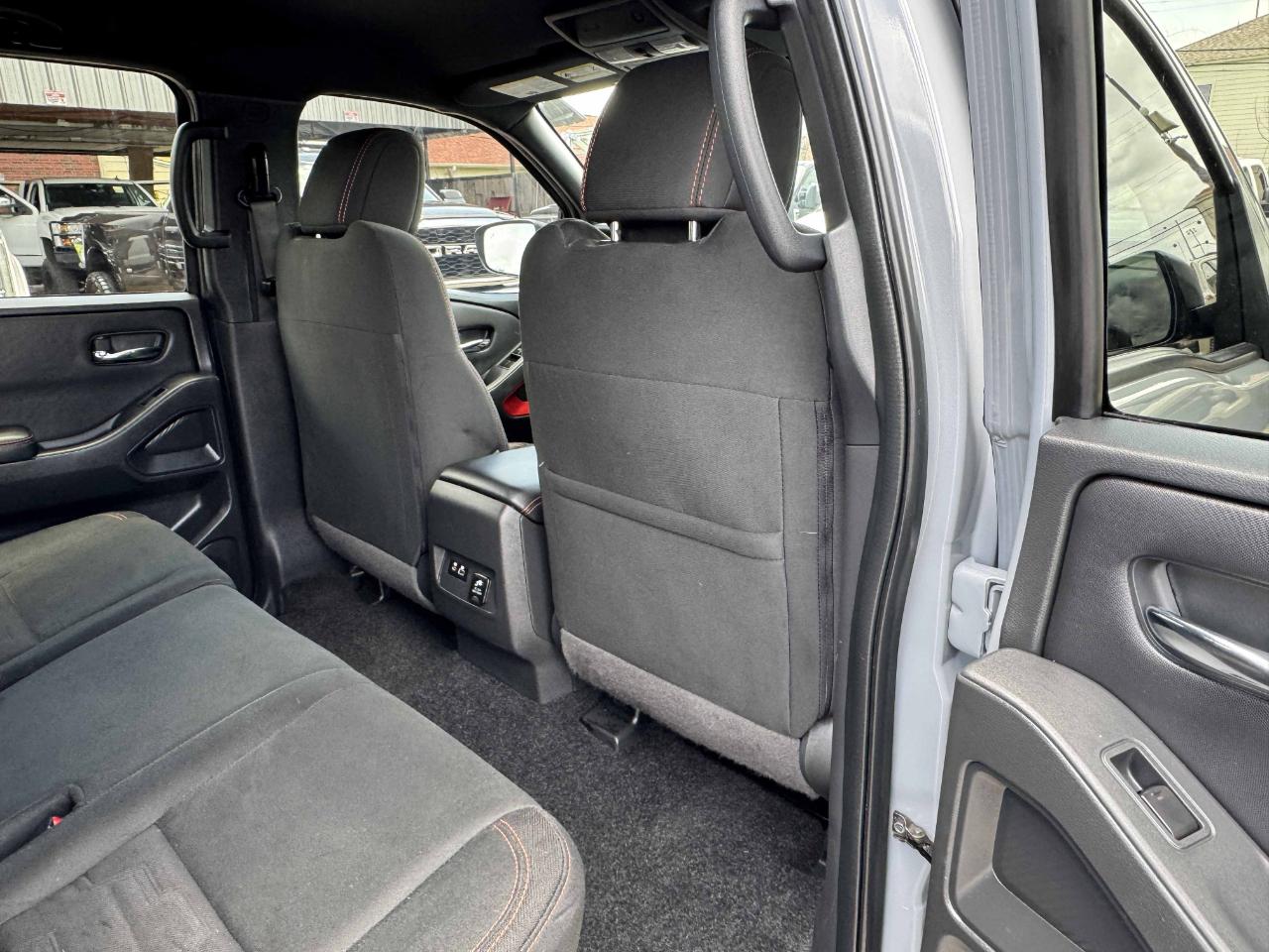 Nissan Frontier  2023