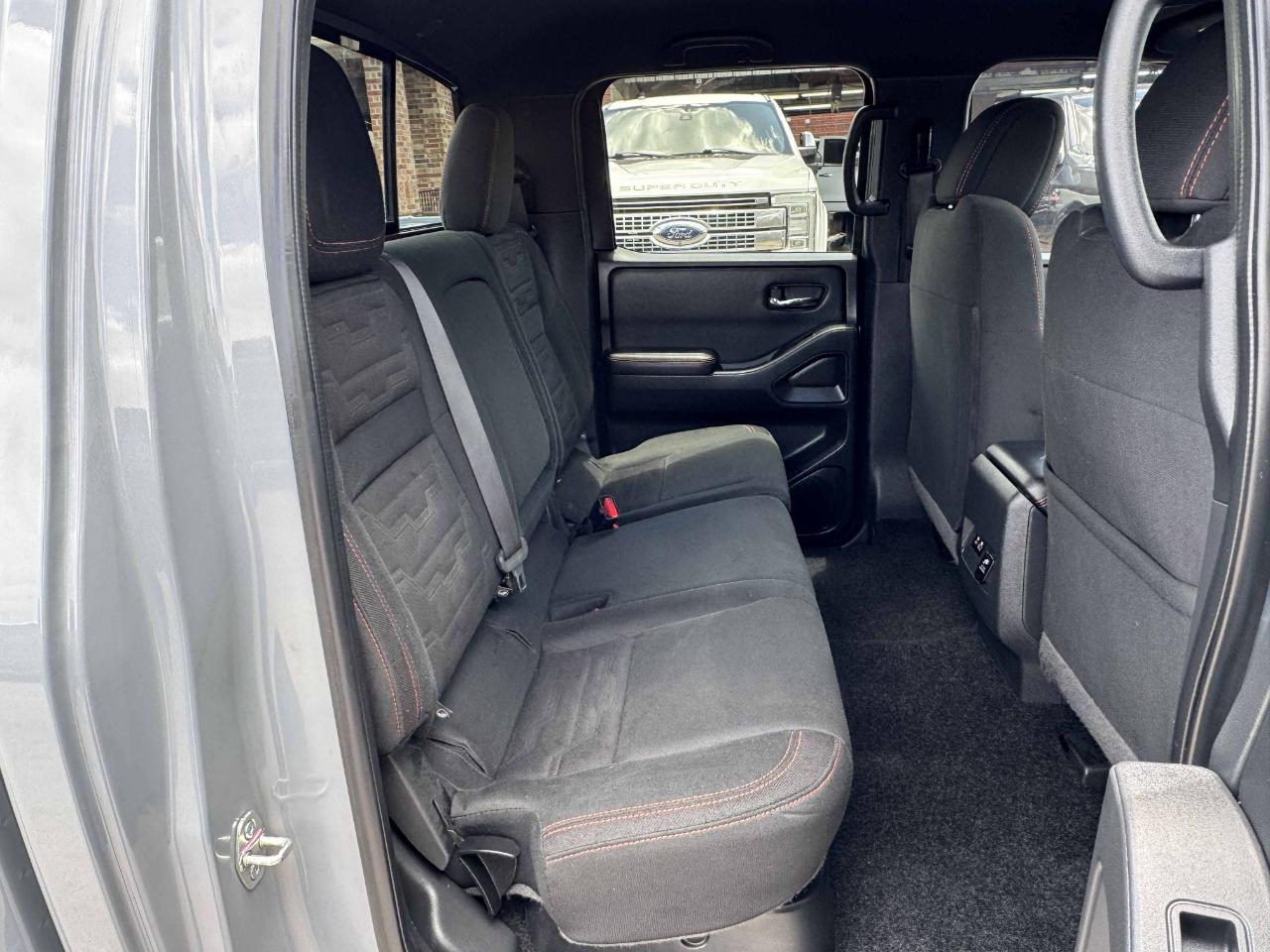 Nissan Frontier  2023