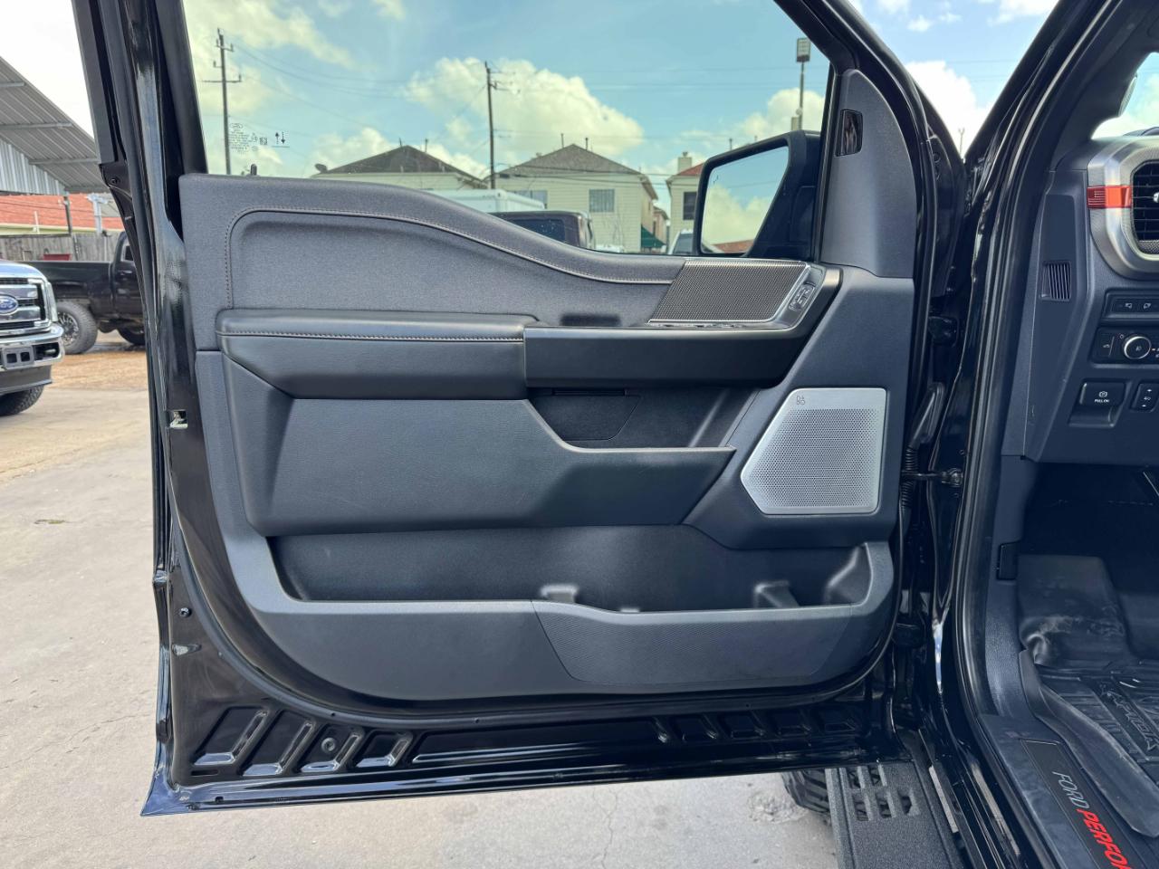 Ford F-150 Raptor SuperCrew 4WD 2022