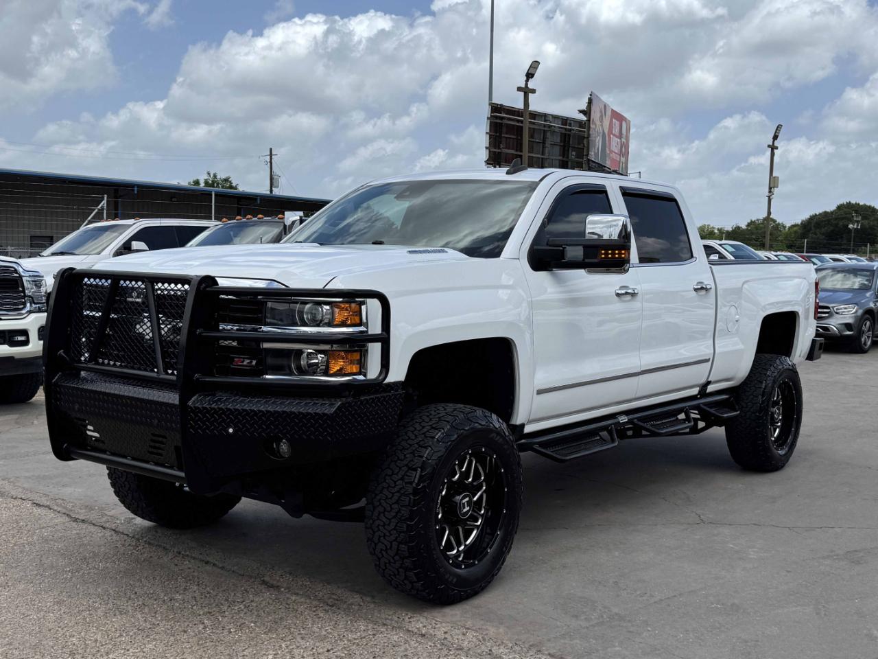 Chevrolet Silverado 2500HD LTZ Crew Cab 4WD 2016