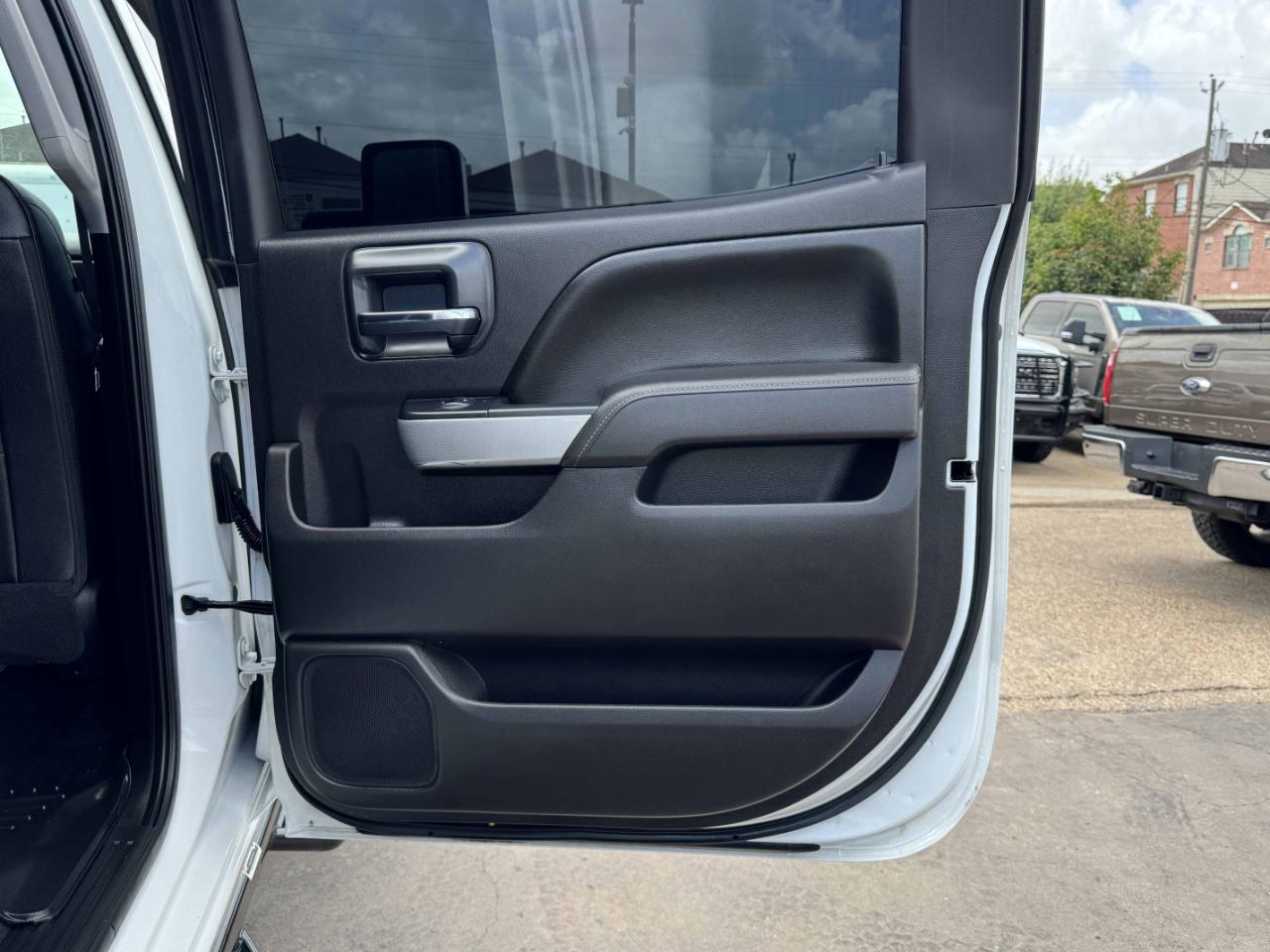 Chevrolet Silverado 2500HD LTZ Crew Cab 4WD 2016