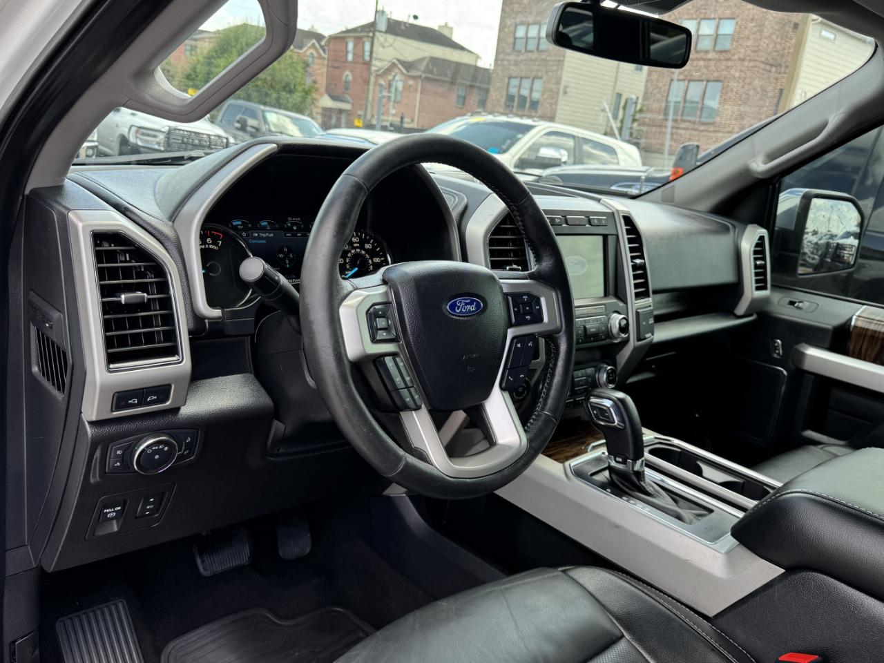 Ford F-150 Lariat SuperCrew 4WD 2020