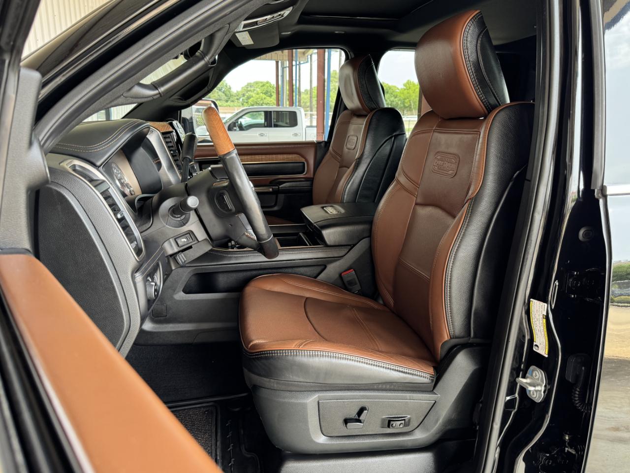 RAM 2500 Laramie Longhorn Crew Cab 4WD 2019