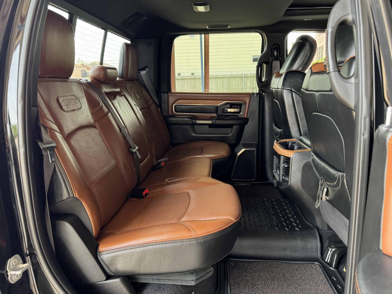 RAM 2500 Laramie Longhorn Crew Cab 4WD 2019
