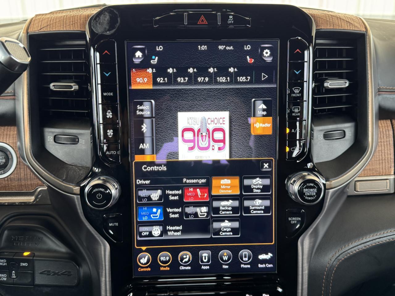 RAM 2500 Laramie Longhorn Crew Cab 4WD 2019