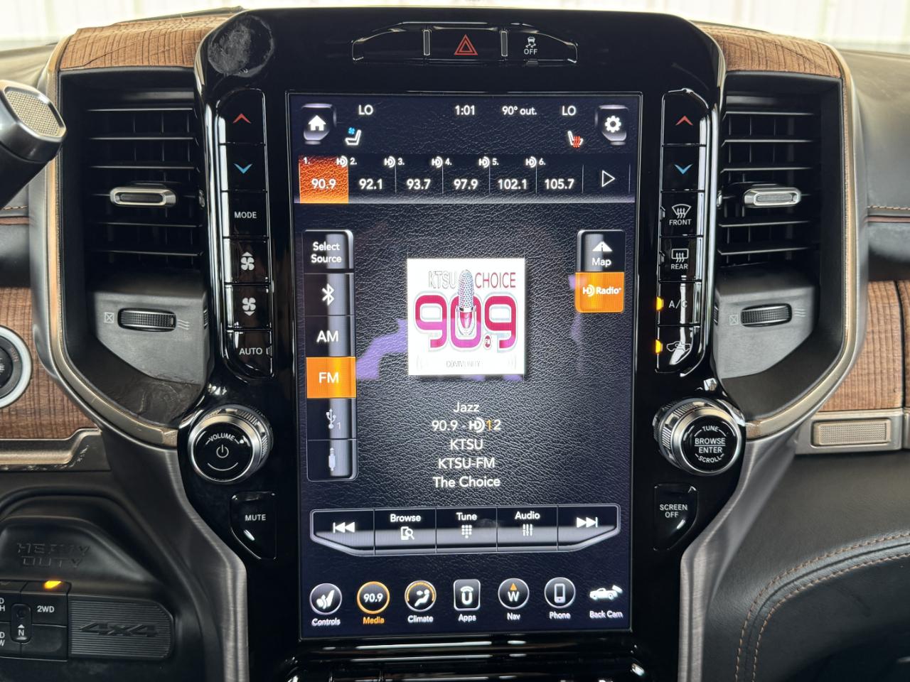RAM 2500 Laramie Longhorn Crew Cab 4WD 2019