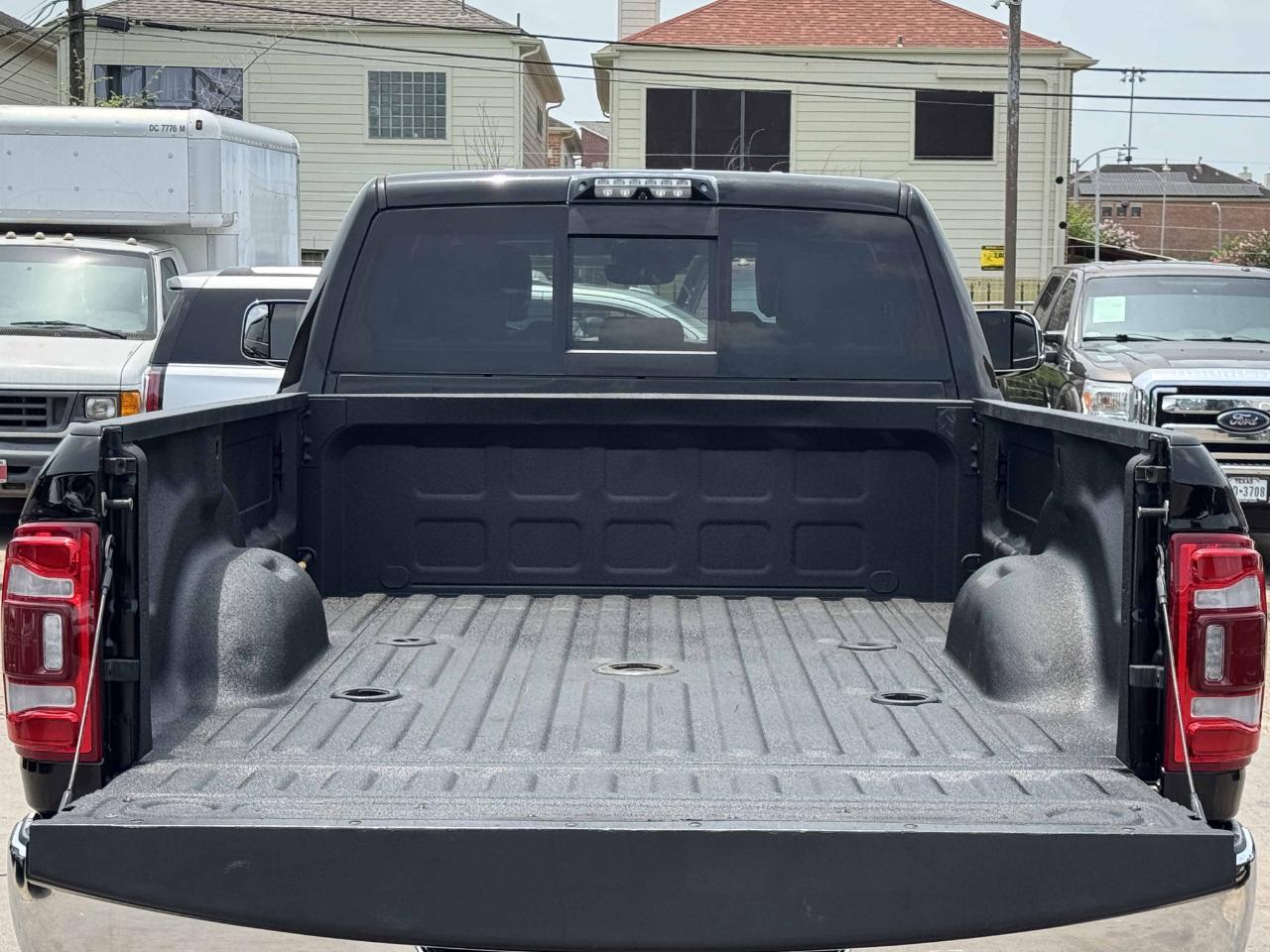 RAM 2500 Laramie Longhorn Crew Cab 4WD 2019
