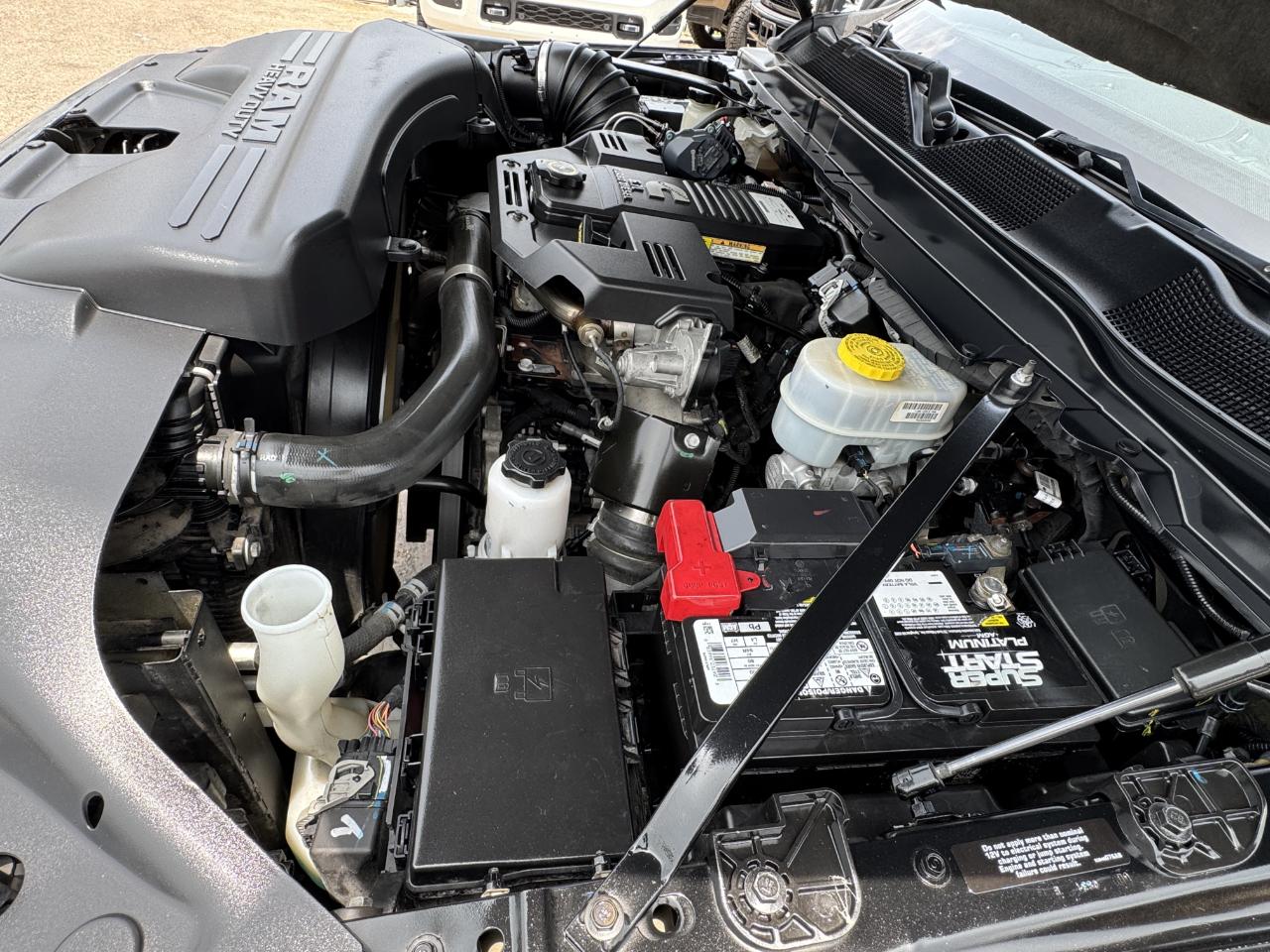 RAM 2500 Laramie Longhorn Crew Cab 4WD 2019