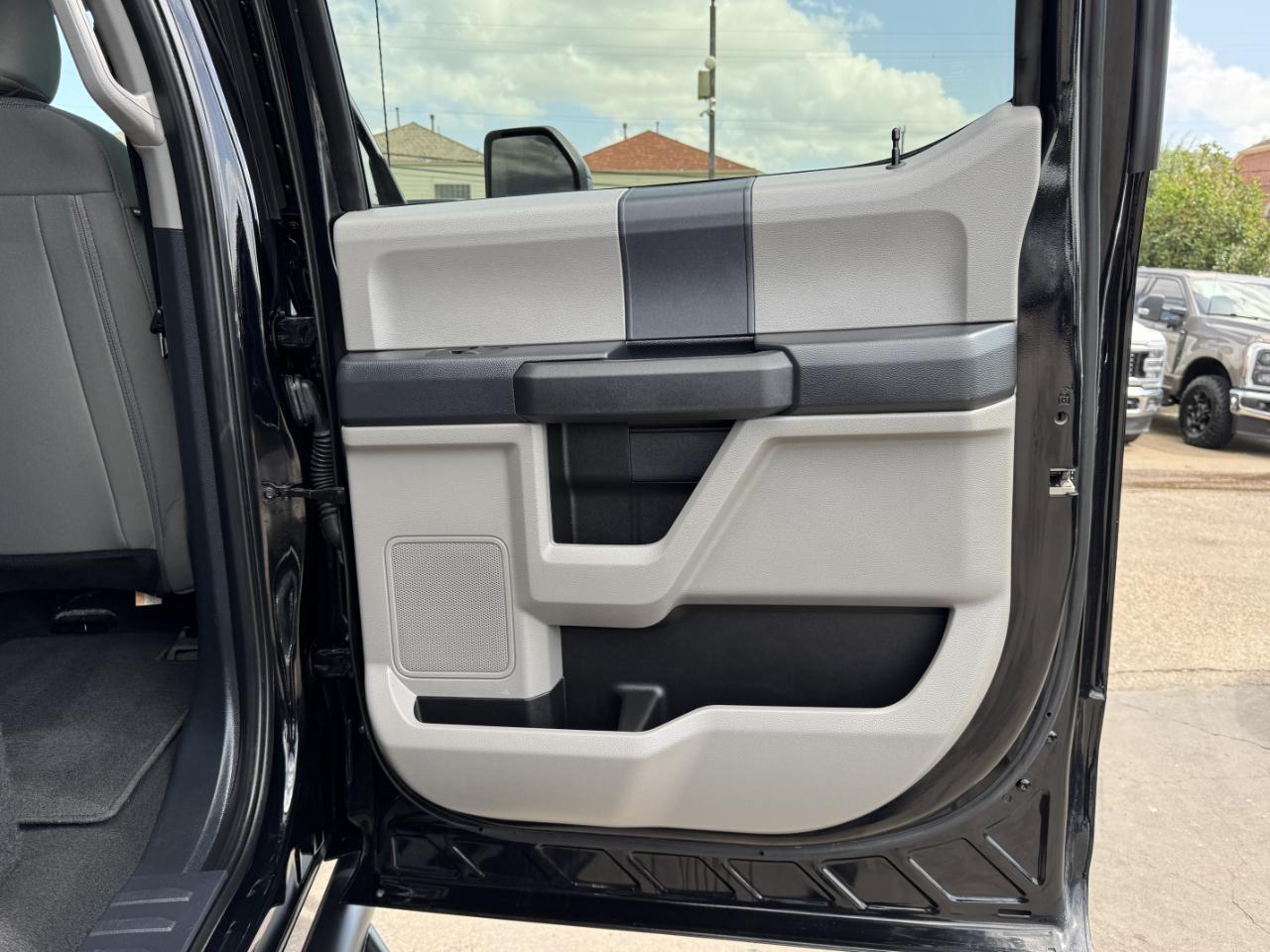 Ford Super Duty F-250 SRW  2022