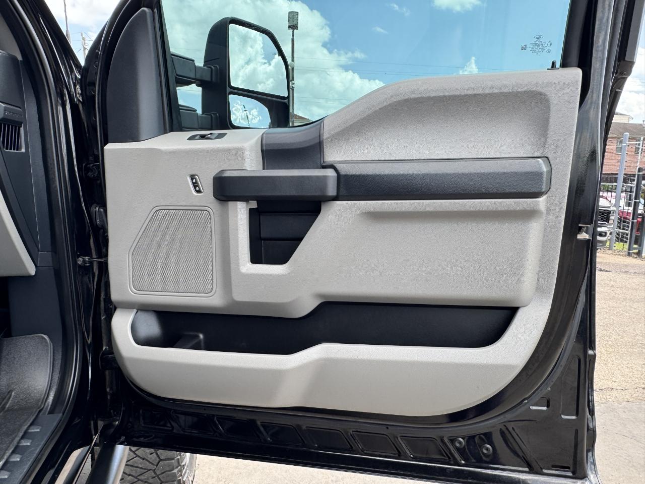 Ford Super Duty F-250 SRW  2022