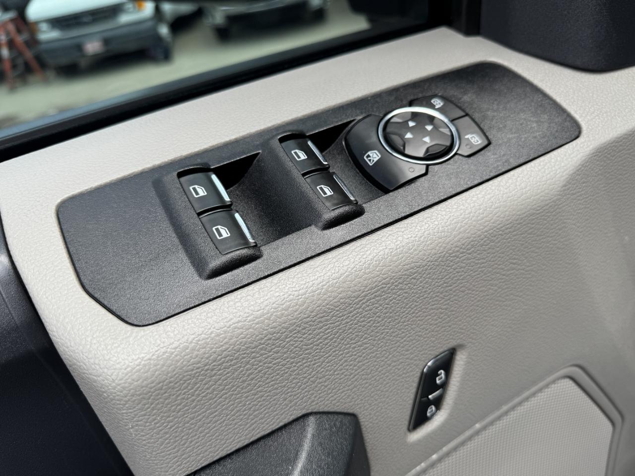Ford Super Duty F-250 SRW  2022