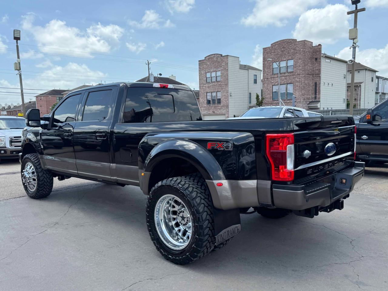 Ford Super Duty F-350 DRW  2019