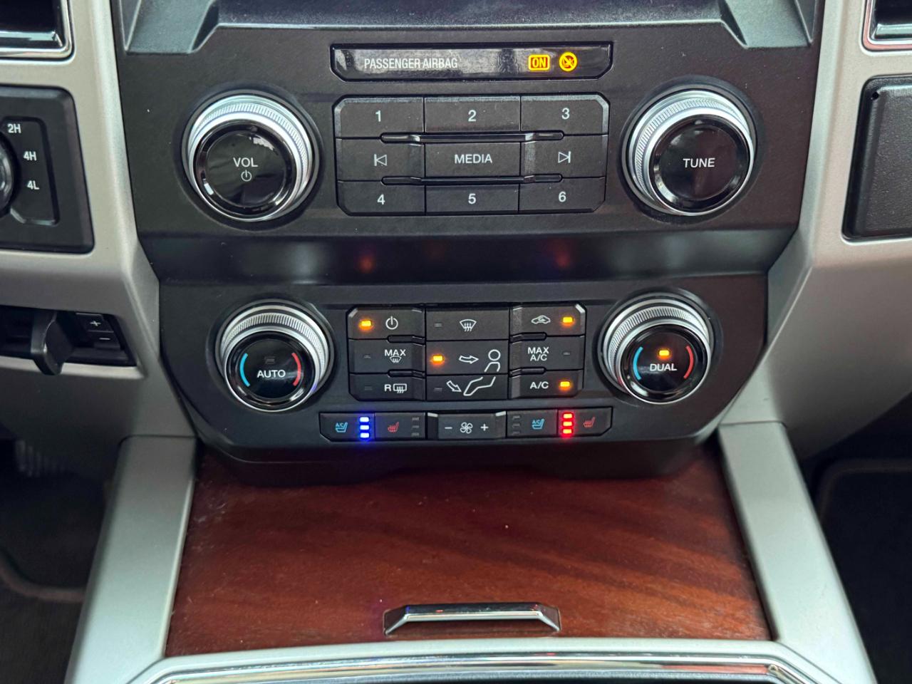 Ford Super Duty F-350 DRW  2019
