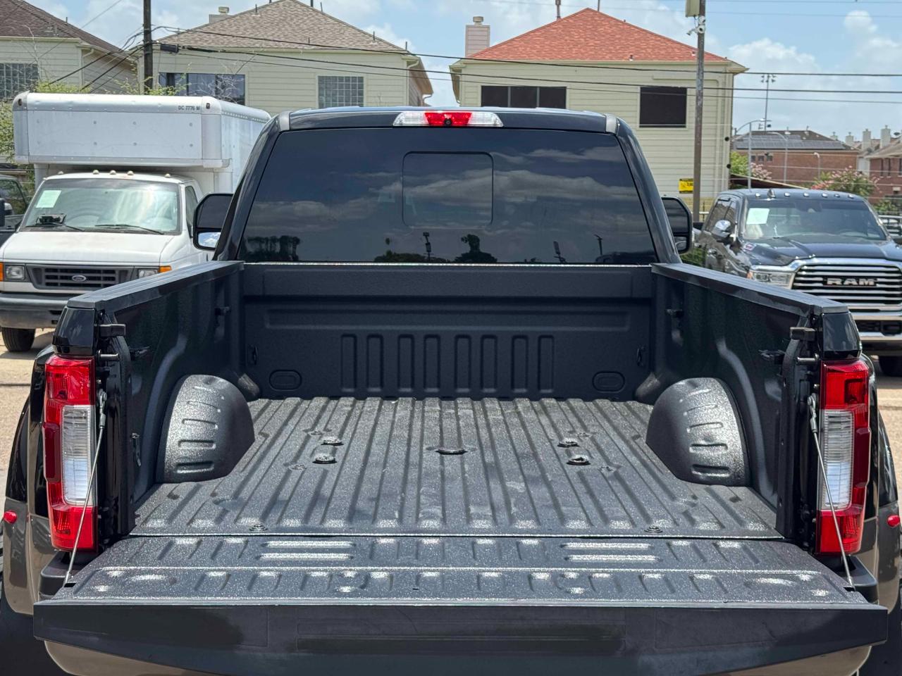 Ford Super Duty F-350 DRW  2019