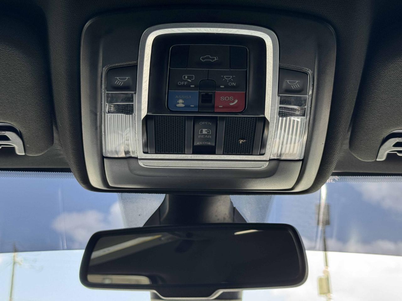 RAM 2500 Limited Mega Cab 4WD 2022