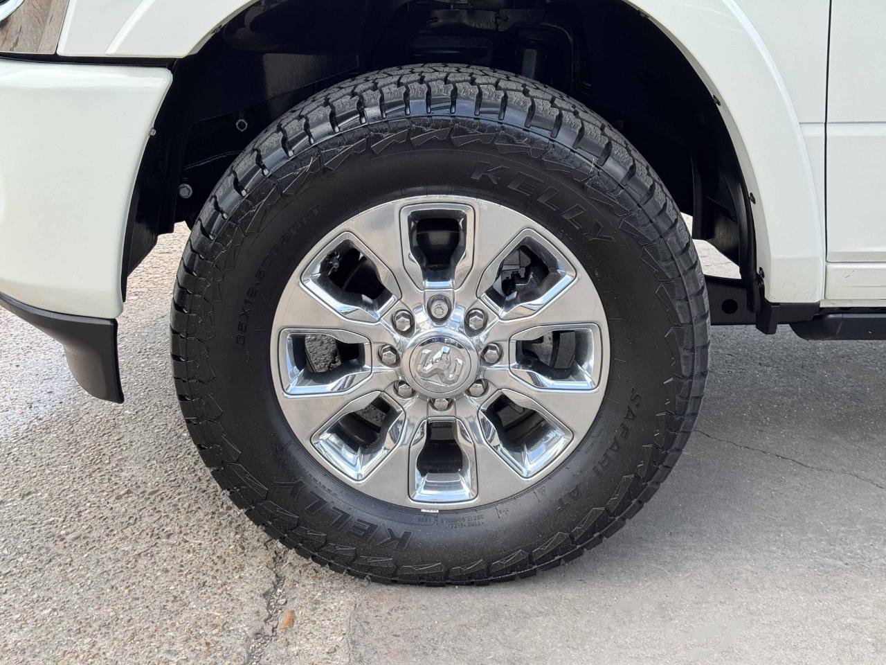 RAM 2500 Limited Mega Cab 4WD 2022