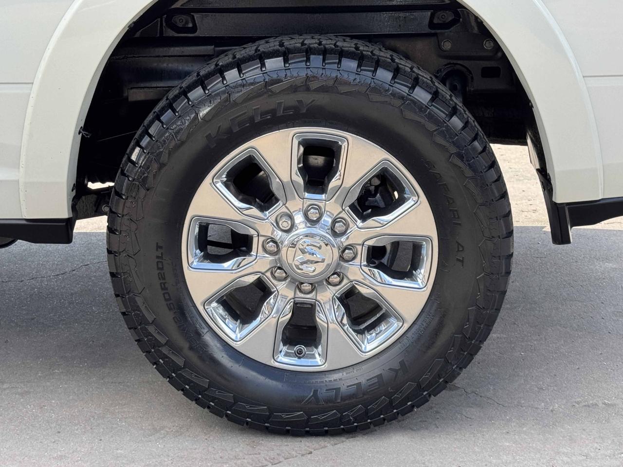 RAM 2500 Limited Mega Cab 4WD 2022