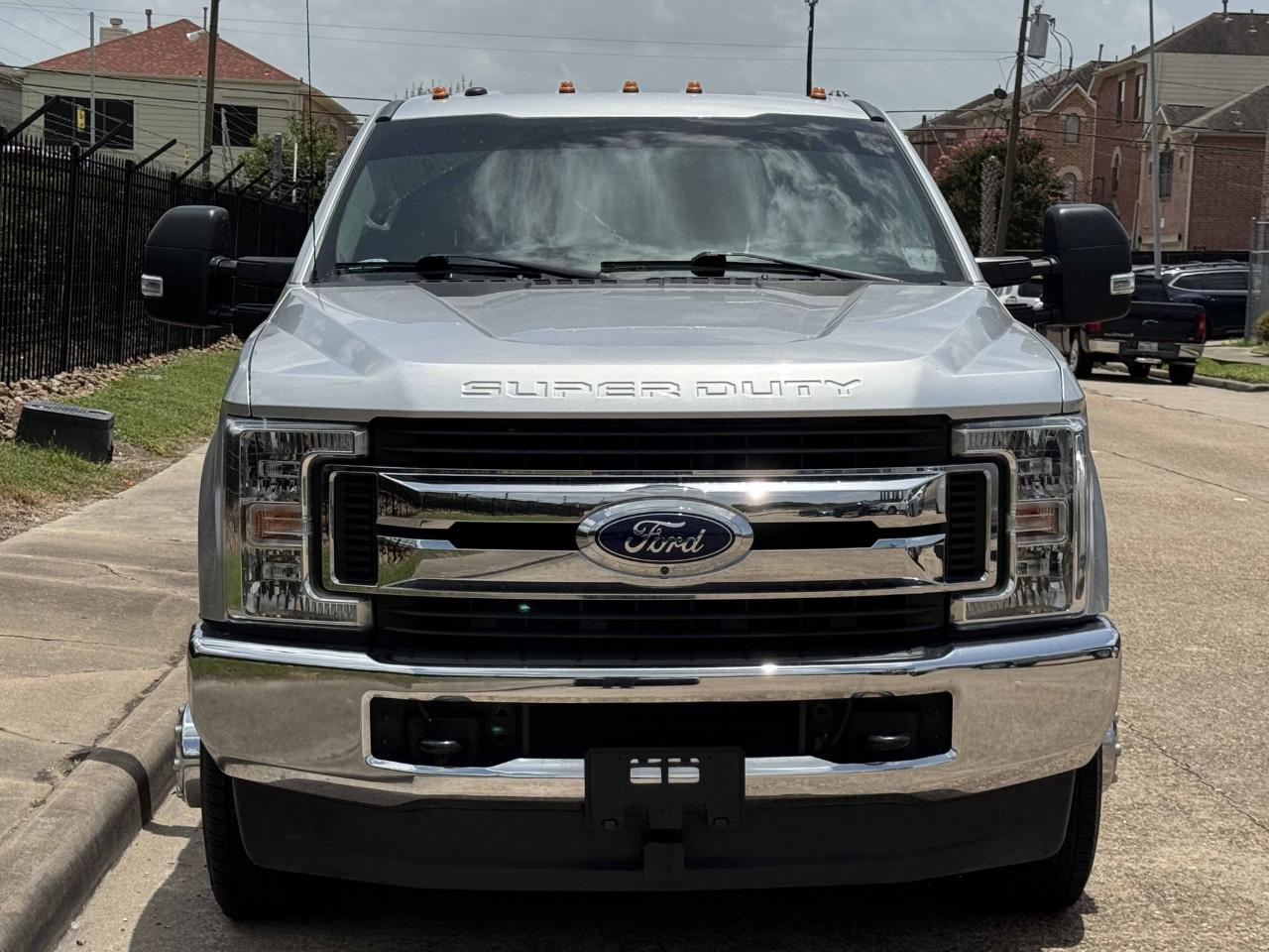 Ford Super Duty F-350 DRW  2019
