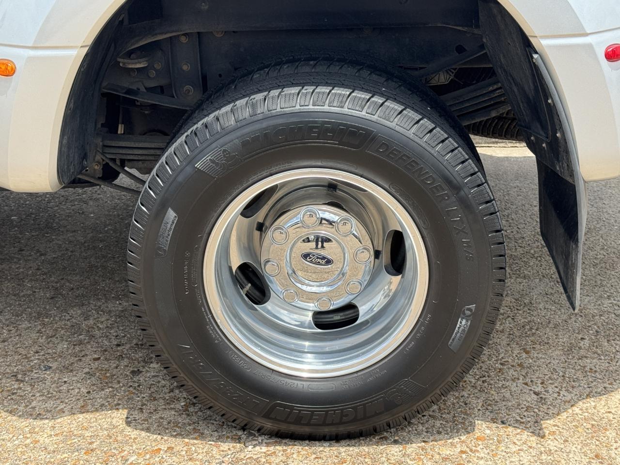 Ford Super Duty F-350 DRW  2019