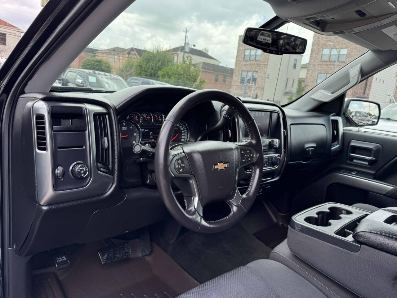 Chevrolet Silverado 1500 LT Crew Cab 2WD 2017