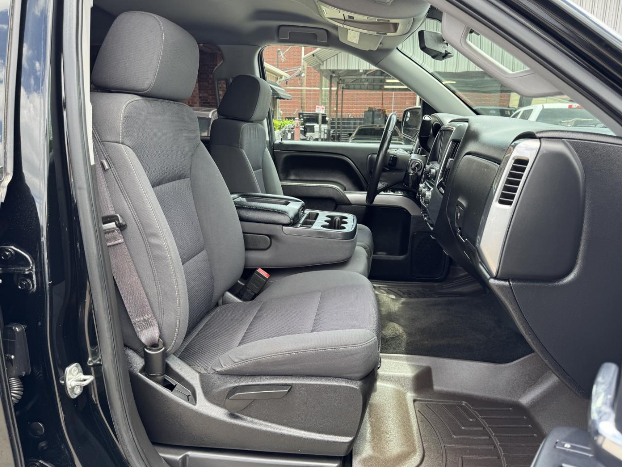 Chevrolet Silverado 1500 LT Crew Cab 2WD 2017