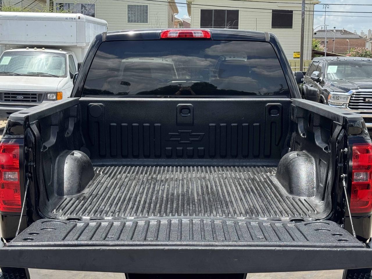 Chevrolet Silverado 1500 LT Crew Cab 2WD 2017