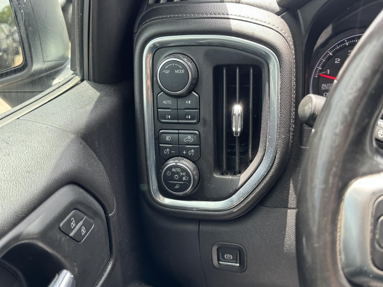 Chevrolet Silverado 1500 LT Trail Boss Crew Cab 4WD 2020
