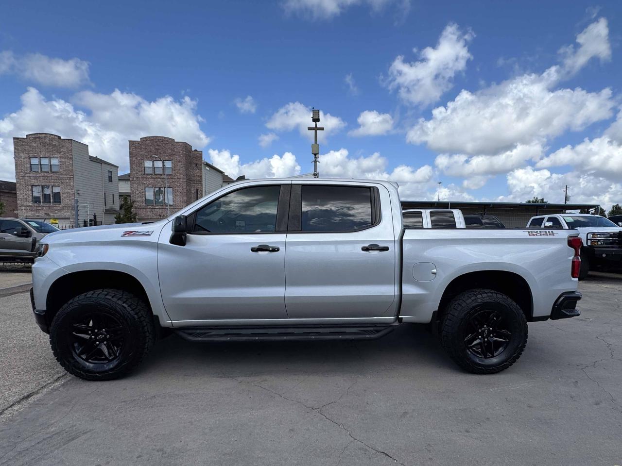 Chevrolet Silverado 1500 LT Trail Boss Crew Cab 4WD 2020