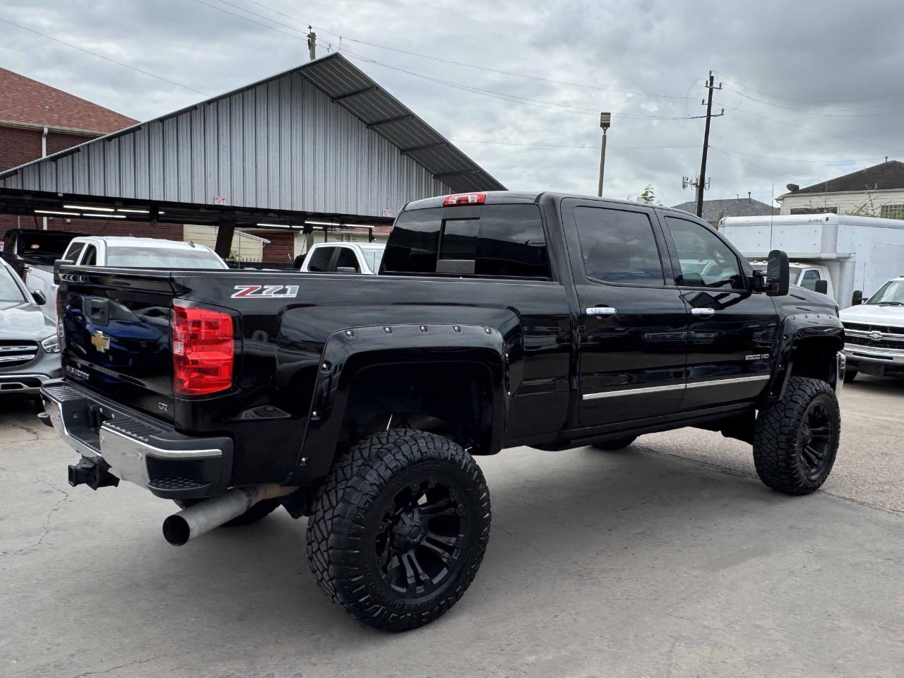 Chevrolet Silverado 2500HD LTZ Crew Cab 4WD 2015