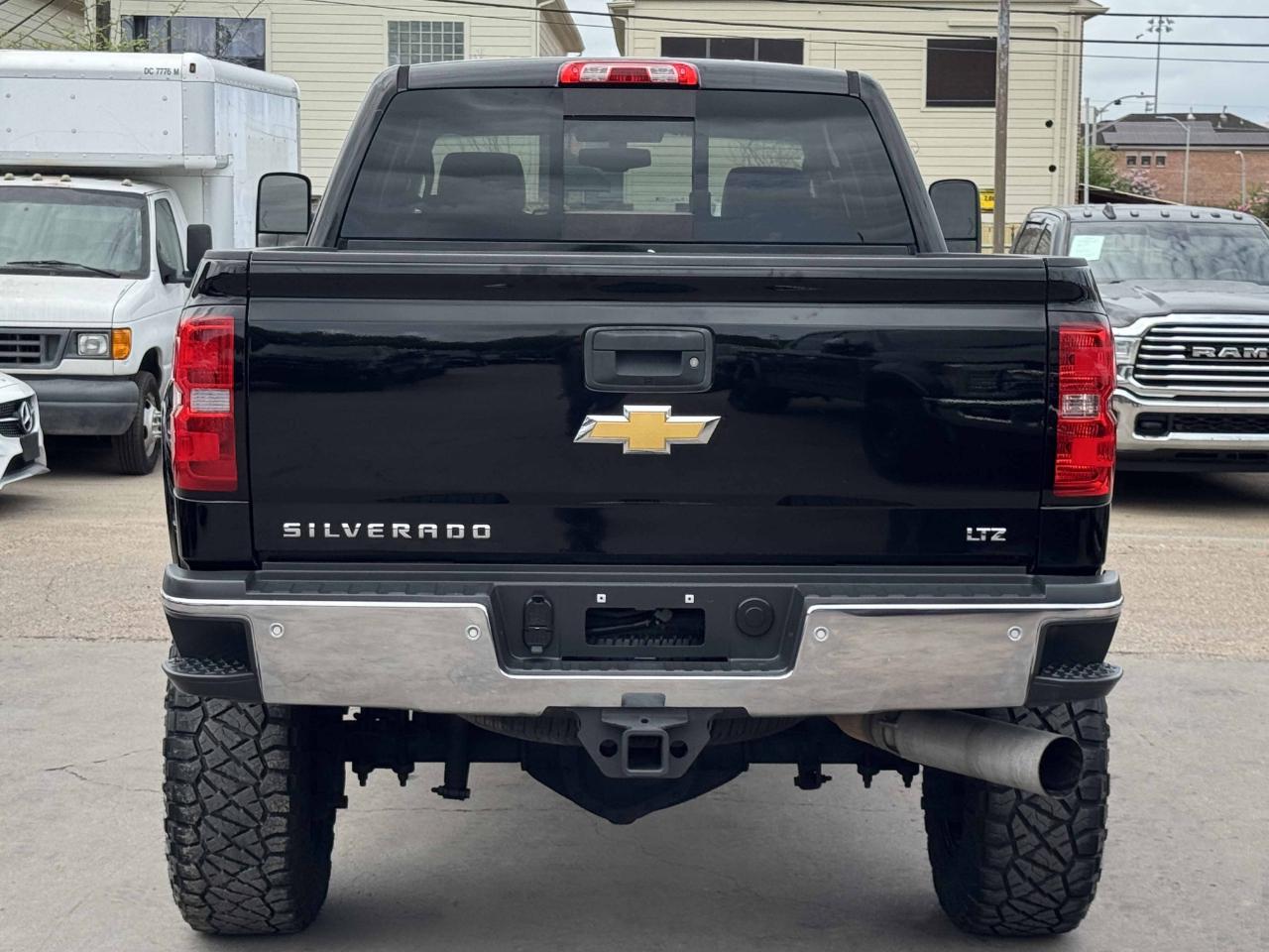 Chevrolet Silverado 2500HD LTZ Crew Cab 4WD 2015