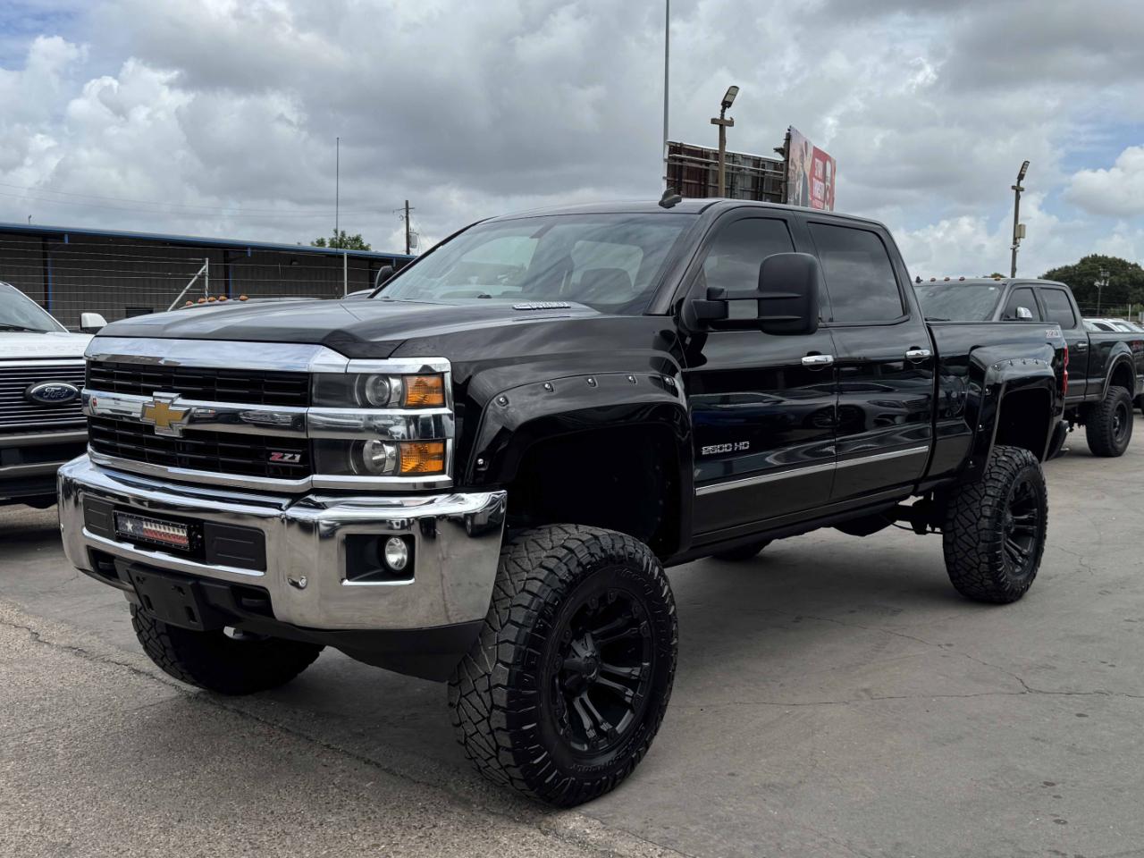 Chevrolet Silverado 2500HD LTZ Crew Cab 4WD 2015