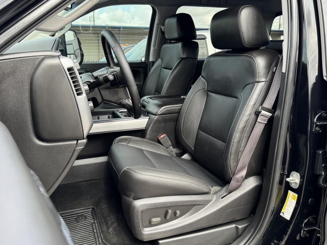 Chevrolet Silverado 2500HD LTZ Crew Cab 4WD 2015