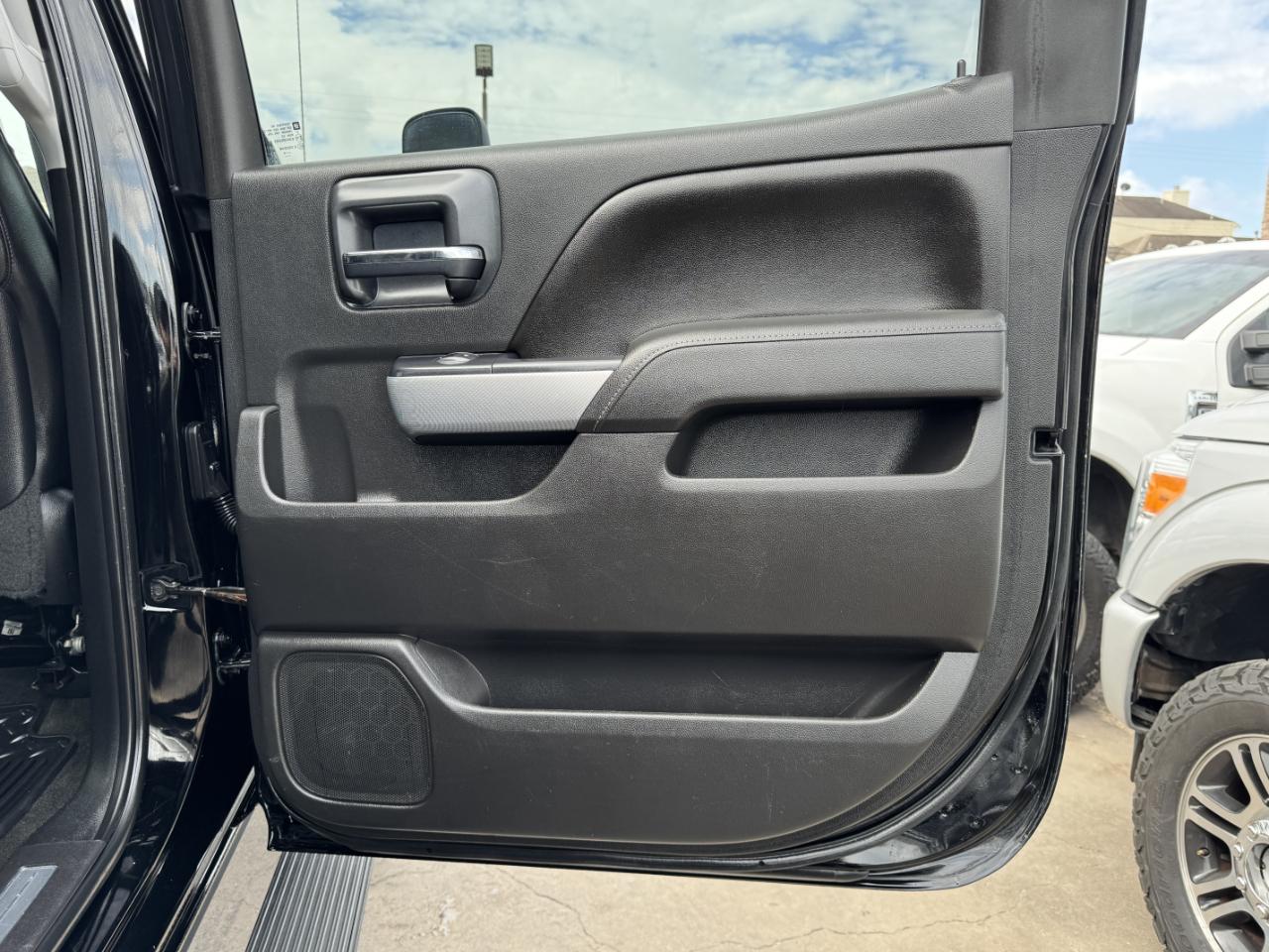Chevrolet Silverado 2500HD LTZ Crew Cab 4WD 2015