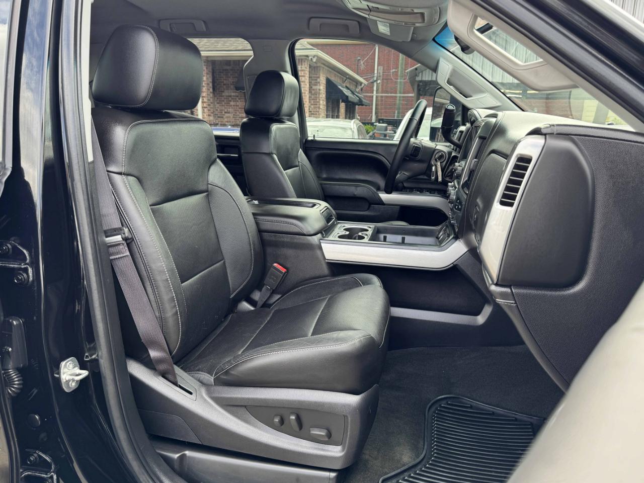 Chevrolet Silverado 2500HD LTZ Crew Cab 4WD 2015