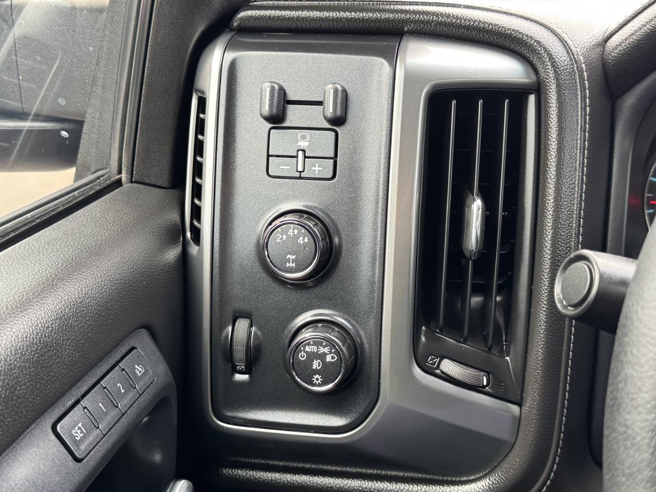 Chevrolet Silverado 2500HD LTZ Crew Cab 4WD 2015