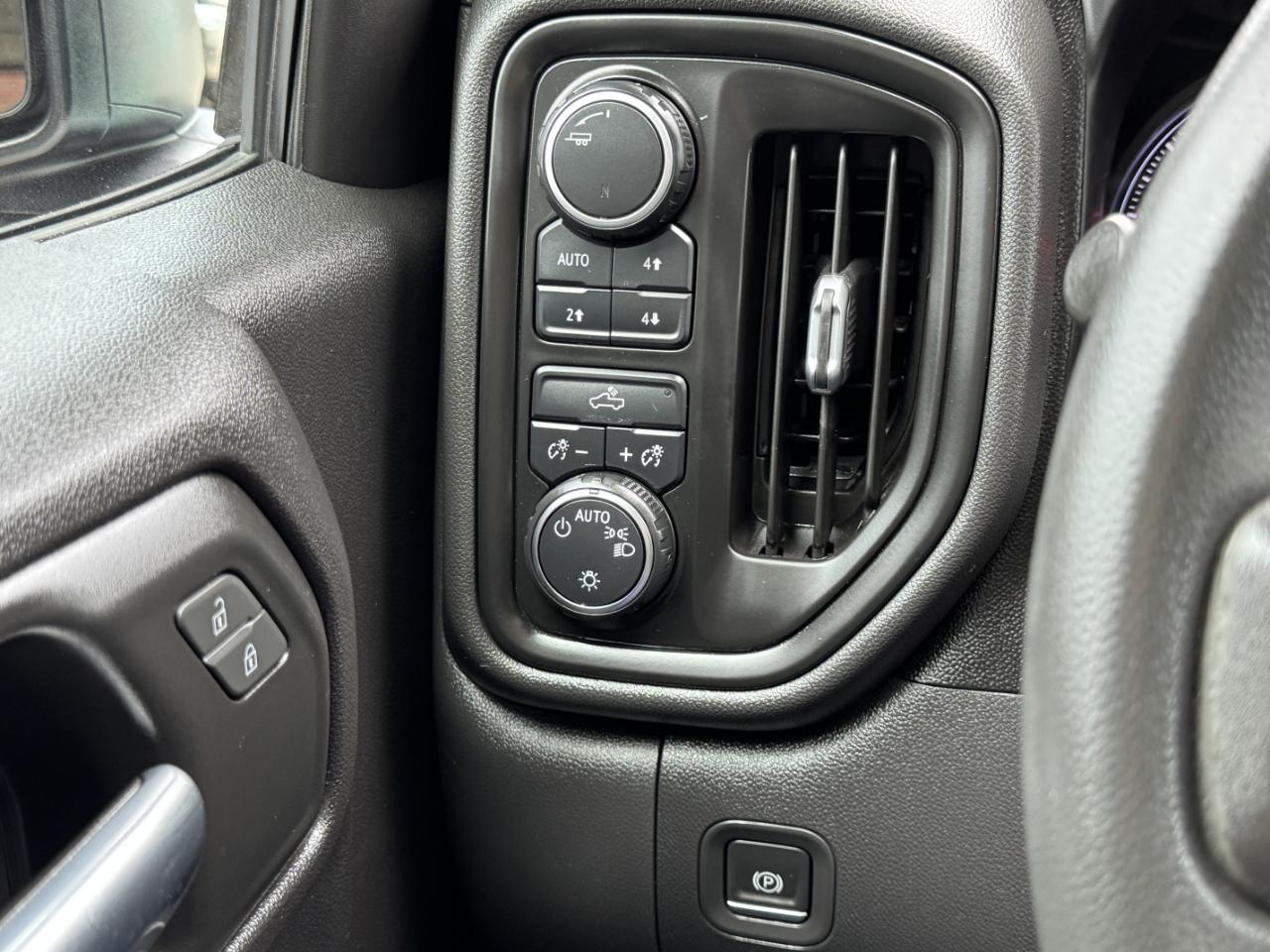 Chevrolet Silverado 1500  2020