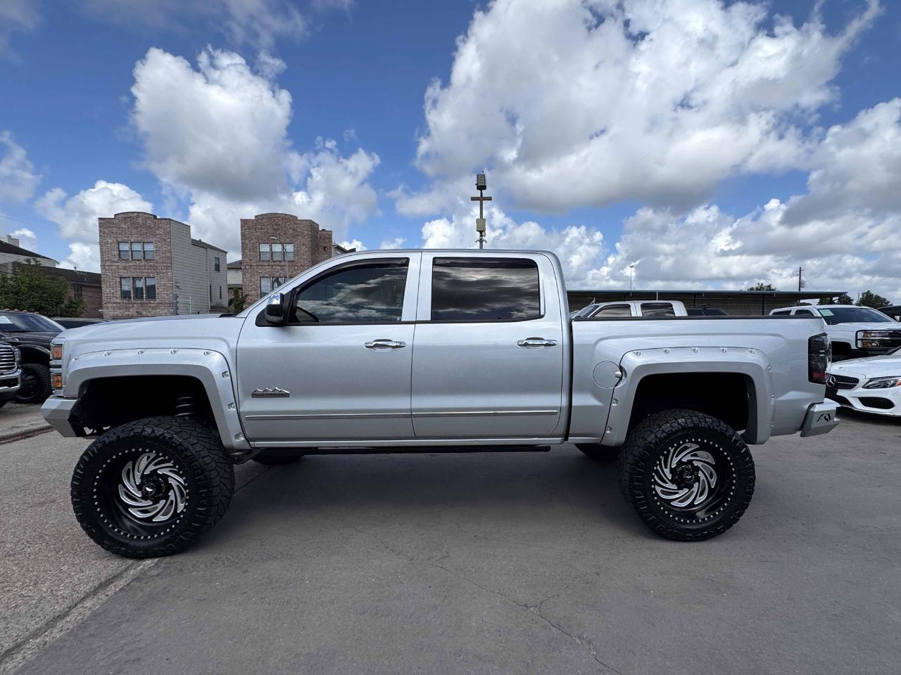 Chevrolet Silverado 1500 High Country Crew Cab 4WD 2014