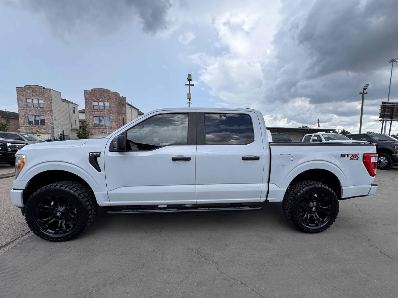 Ford F-150 STX SuperCrew 4WD 2021