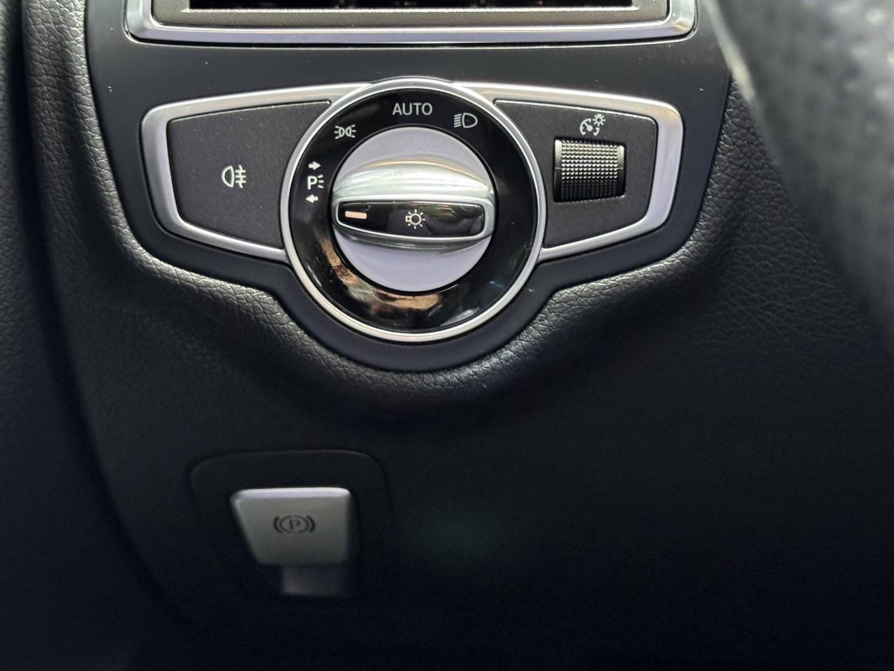 Mercedes-Benz C-Class  2017