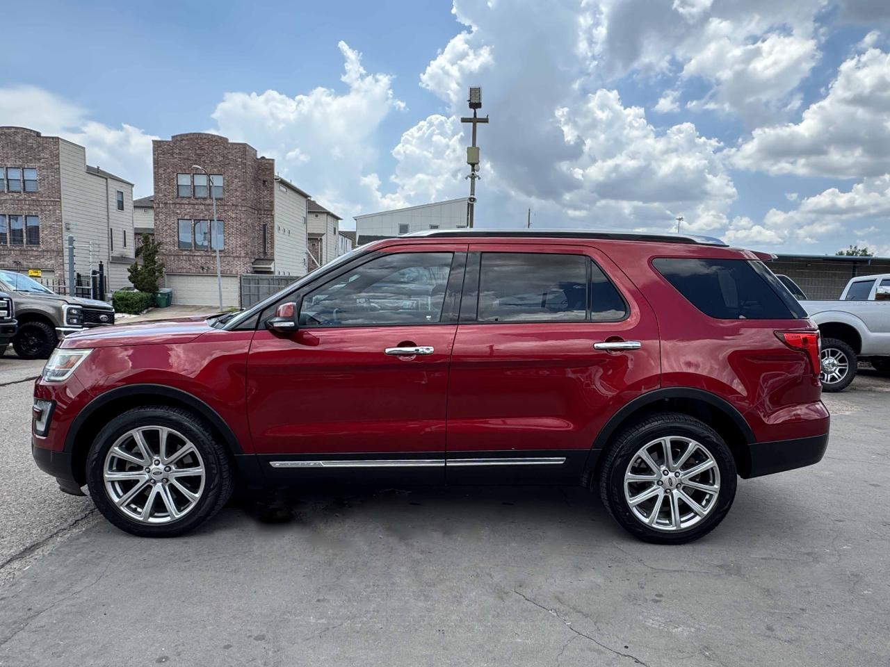 Ford Explorer Limited 4WD 2017