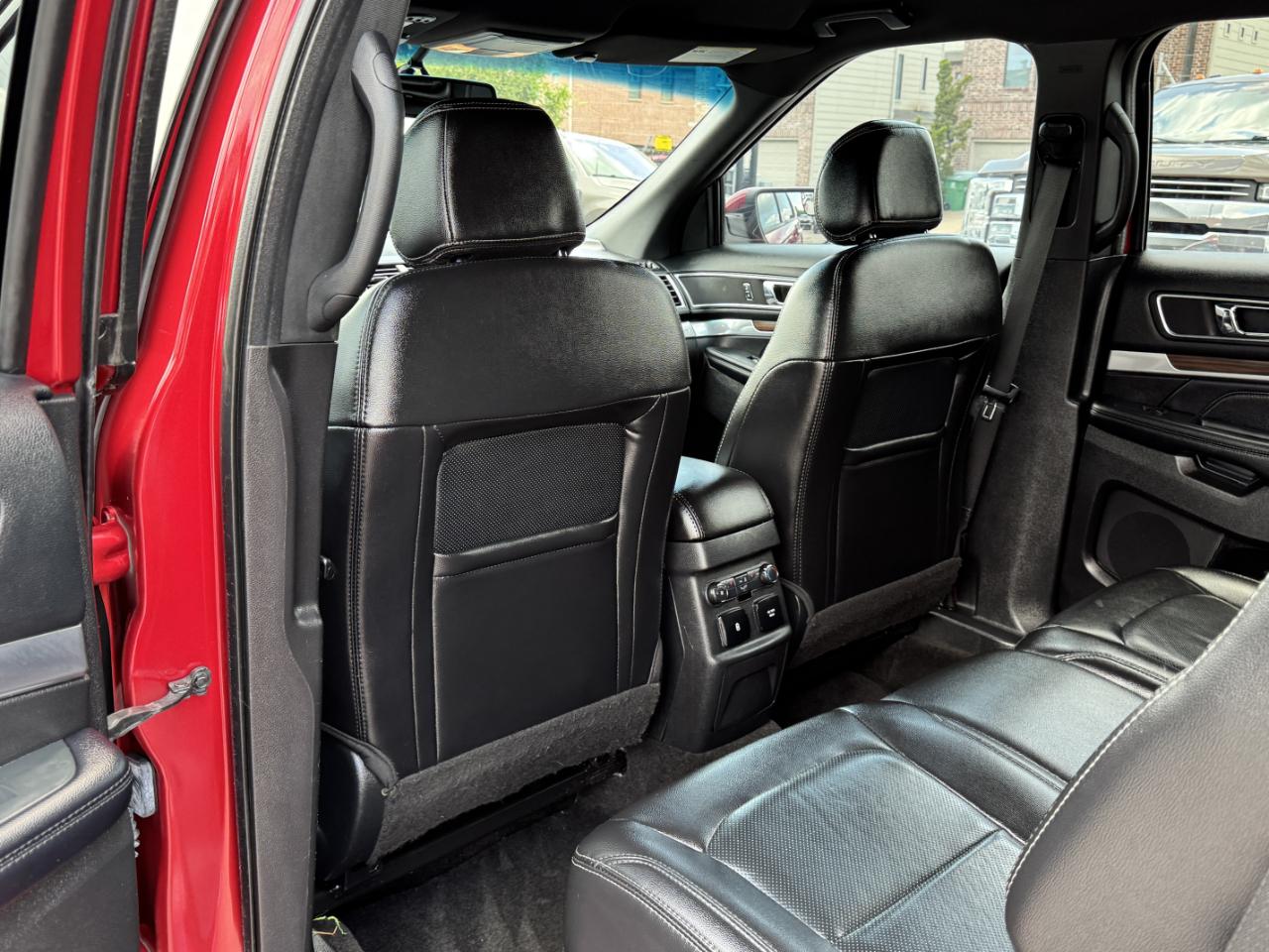 Ford Explorer Limited 4WD 2017