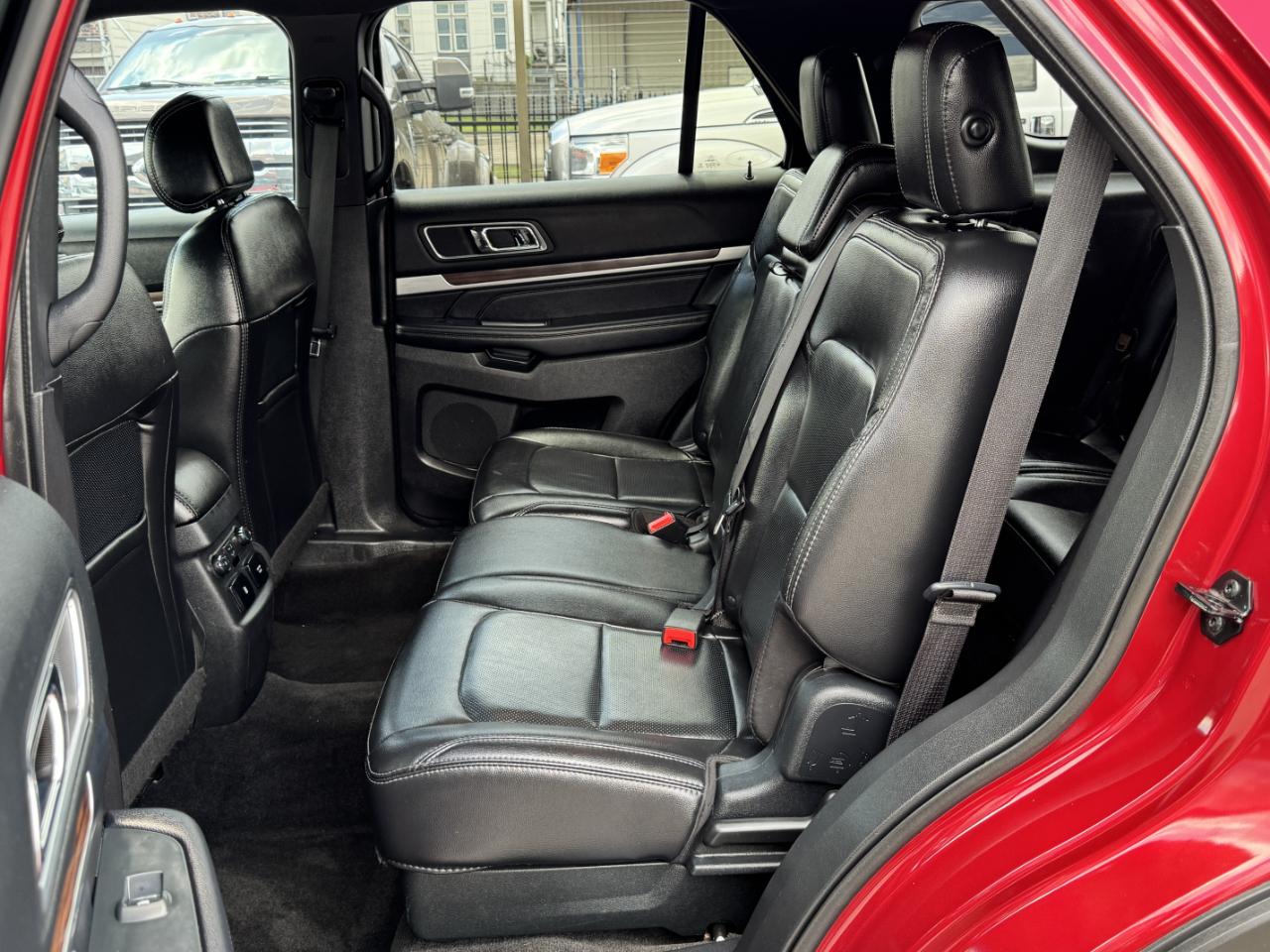 Ford Explorer Limited 4WD 2017