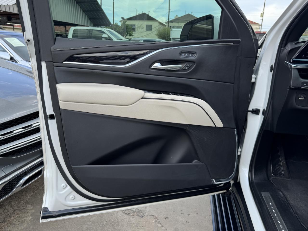 Cadillac Escalade  2022